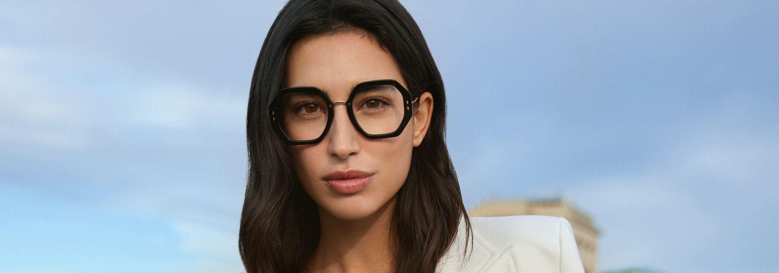 caenen-optiek-lanaken-over-ons-brilmonturen-min